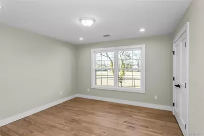 47 Shelter Hill Road, Plainview, NY 11803 - Photo 18