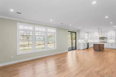 47 Shelter Hill Road, Plainview, NY 11803 - Photo 12