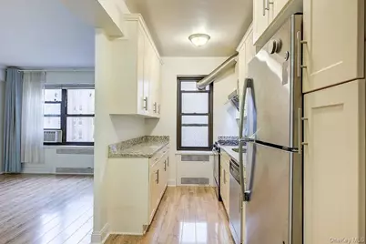 67-76 Booth Street #4F, Forest Hills, NY 11375 - Photo 10