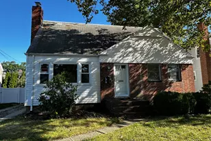 843 Jerusalem Ave, Merrick, NY 11566 - Photo 2