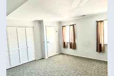 214 Artist Lake Drive, Middle Island, NY 11953 - Photo 4