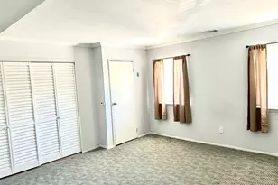 214 Artist Lake Dr, Middle Island, NY 11953 - Photo 4