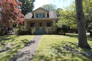 25 Van Orden Ave, Suffern, NY 10901 - Photo 2