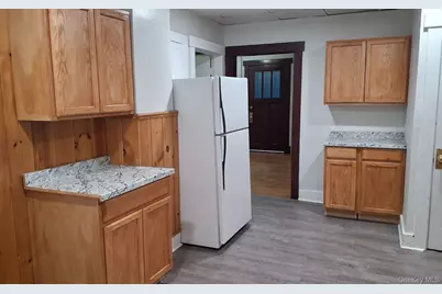 25 Van Orden Avenue, Suffern, NY 10901 - Photo 4