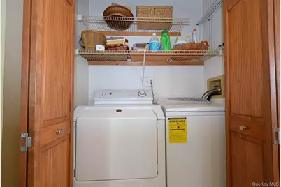 386 Grove Avenue, Patchogue, NY 11772 - Photo 14