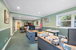 1109 Round Swamp Rd, Old Bethpage, NY 11804 - Photo 34