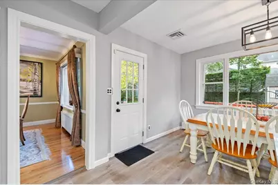 1109 Round Swamp Road, Old Bethpage, NY 11804 - Photo 16