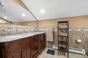 1109 Round Swamp Rd, Old Bethpage, NY 11804 - Photo 22