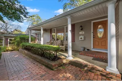 1109 Round Swamp Road, Old Bethpage, NY 11804 - Photo 46