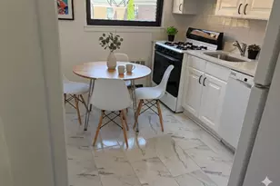 220-26 73rd Ave, Bayside, NY 11364 - Photo 8