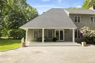 25 Deerwood Path, Sag Harbor, NY 11963 - Photo 2