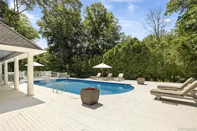 25 Deerwood Path, Sag Harbor, NY 11963 - Photo 8