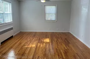 268-03 82nd Ave, Floral Park, NY 11040 - Photo 4