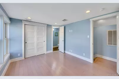 259 35th Street, Lindenhurst, NY 11757 - Photo 18