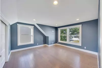 259 35th Street, Lindenhurst, NY 11757 - Photo 20