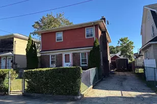 28 Dakota Pl, Hempstead, NY 11550 - Photo 2