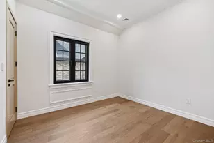 35-26 221st St, Bayside, NY 11361 - Photo 18