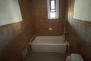 3100 Brighton 3rd St, Brooklyn, NY 11235 - Photo 16