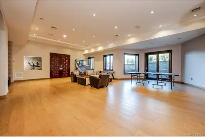 25 Edgewater Lane, Great Neck, NY 11023 - Photo 24