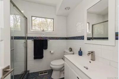 715 Hands Creek Road, East Hampton, NY 11937 - Photo 16