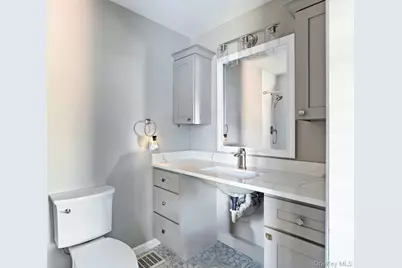 3 Hoover Court, Mastic, NY 11950 - Photo 12