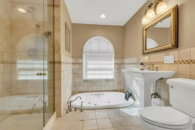 11 Cranberry Drive, Islip, NY 11751 - Photo 22