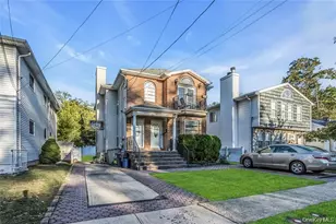 78 Edgewood Rd, Port Washington, NY 11050 - Photo 2