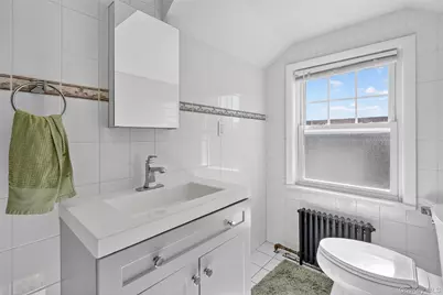 44 Madeleine Avenue, New Rochelle, NY 10801 - Photo 26