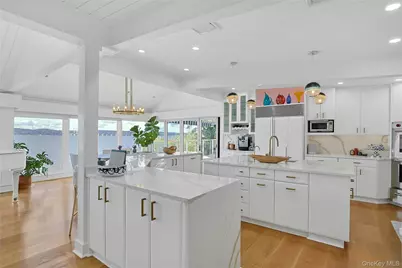 137 Piermont Avenue, Nyack, NY 10960 - Photo 14