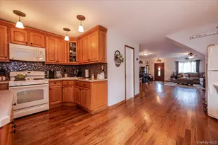 165 Davis Ave, Inwood, NY 11096 - Photo 10