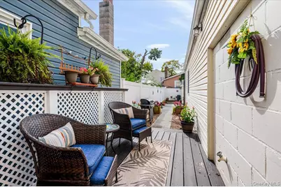 165 Davis Avenue, Inwood, NY 11096 - Photo 22