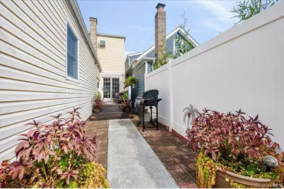 165 Davis Avenue, Inwood, NY 11096 - Photo 26