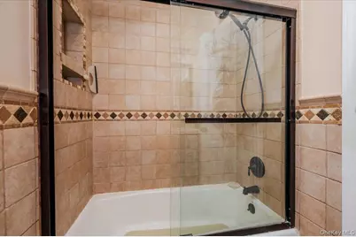 165 Davis Avenue, Inwood, NY 11096 - Photo 20