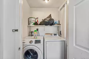 47 Jackson Ave, Mineola, NY 11501 - Photo 18