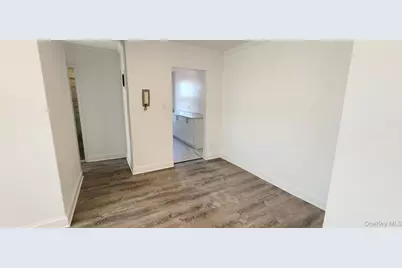 222-89 Braddock Ave #5A, Bellerose, NY 11428 - Photo 4