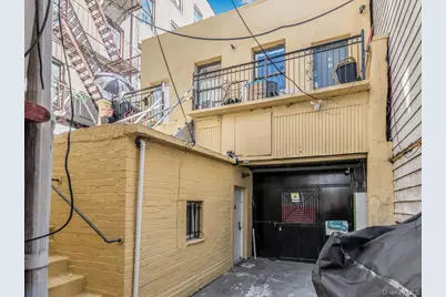 2108 Arthur Avenue, Bronx, NY 10457 - Photo 12