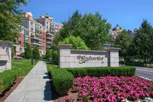 111 Cherry Valley Ave, Garden City, NY 11530 - Photo 34