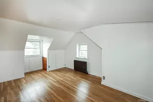 33 Cherry Ln, Carle Place, NY 11514 - Photo 18