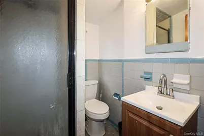33 Cherry Lane, Carle Place, NY 11514 - Photo 20