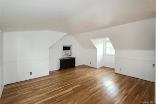 33 Cherry Ln, Carle Place, NY 11514 - Photo 16