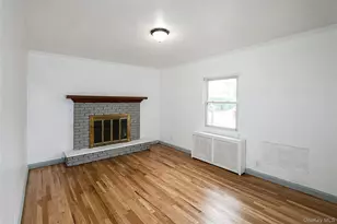 33 Cherry Ln, Carle Place, NY 11514 - Photo 8