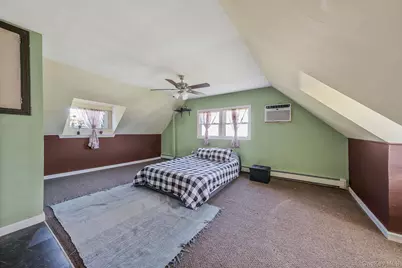 404 Vanderbilt Boulevard, Oakdale, NY 11769 - Photo 24