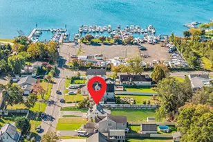 404 Vanderbilt Blvd, Oakdale, NY 11769 - Photo 32