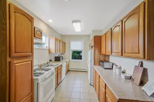 19 4th Ave, East Rockaway, NY 11518 - Photo 20