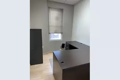 79-02 Roosevelt Ave, Elmhurst, NY 11373 - Photo 18