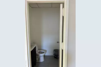 79-02 Roosevelt Ave, Elmhurst, NY 11373 - Photo 12