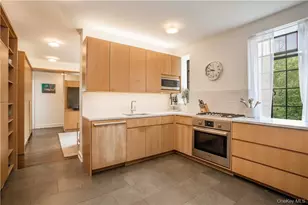 100 Ardsley Ave W, Irvington, NY 10533 - Photo 10