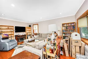 65-32 170th St, Fresh Meadows, NY 11365 - Photo 8