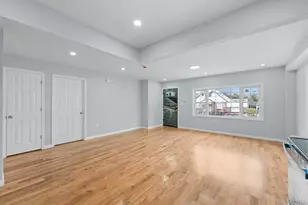 223-12 134th Rd, Springfield Gardens, NY 11413 - Photo 10