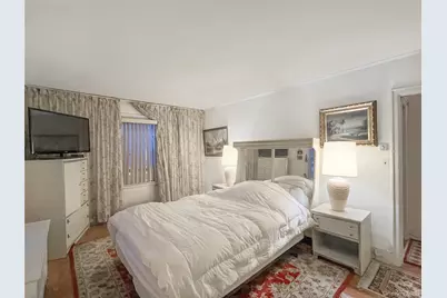 4706 Utopia Parkway, Flushing, NY 11358 - Photo 8